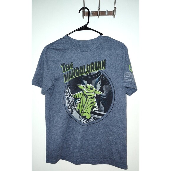 Disney Star Wars Adult Small T Shirt The Mandalorian Baby Yoda Fast Shipping USA - Picture 9 of 13